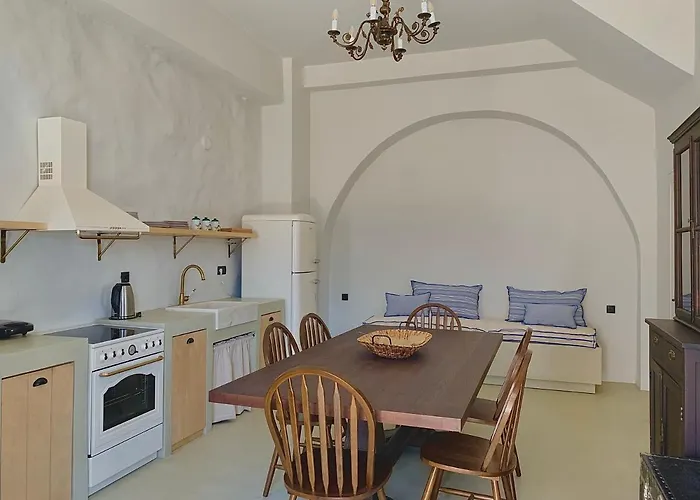 1890 Fanourakis House *